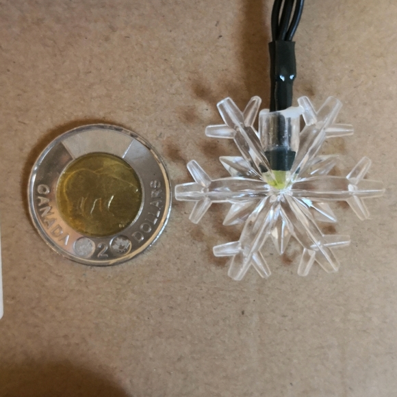 Solar powered Christmas/Party string Lights - Picture 5 of 6